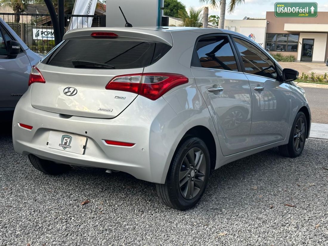 Hyundai HB20 Hatch Premium 1.6 Automático Flex 2015/2015 — foto 4 de 13
