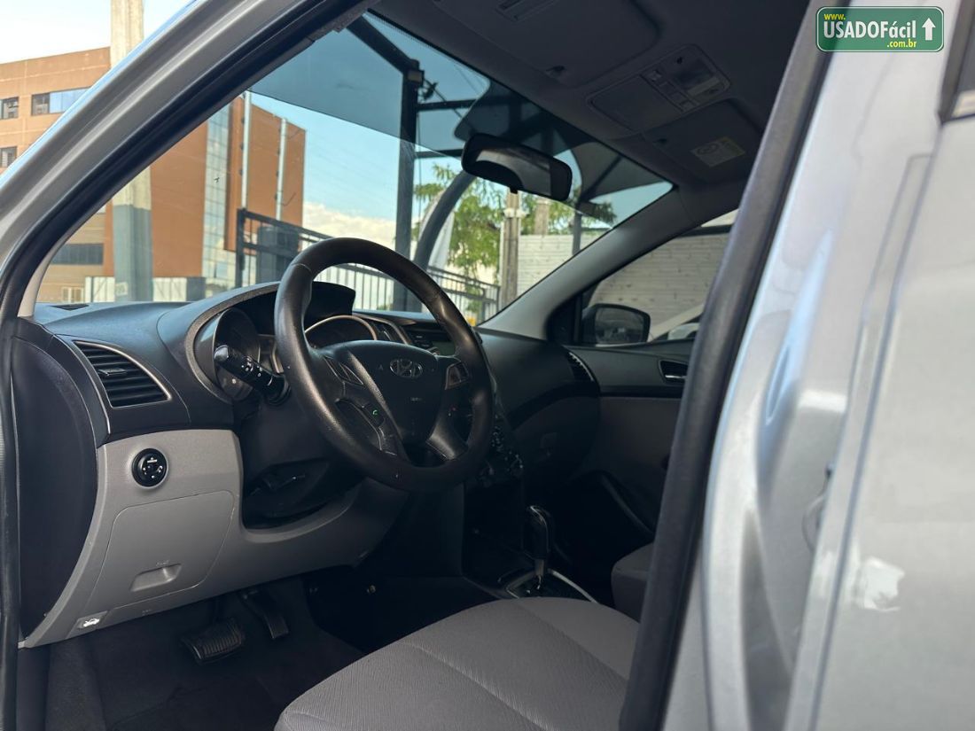 Hyundai HB20 Hatch Premium 1.6 Automático Flex 2015/2015 — foto 8 de 13