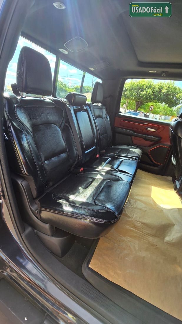 RAM Ram 1500 Rebel Hemi CD 5.7 V8 4x4 Automático 2021/2021 — foto 12 de 16