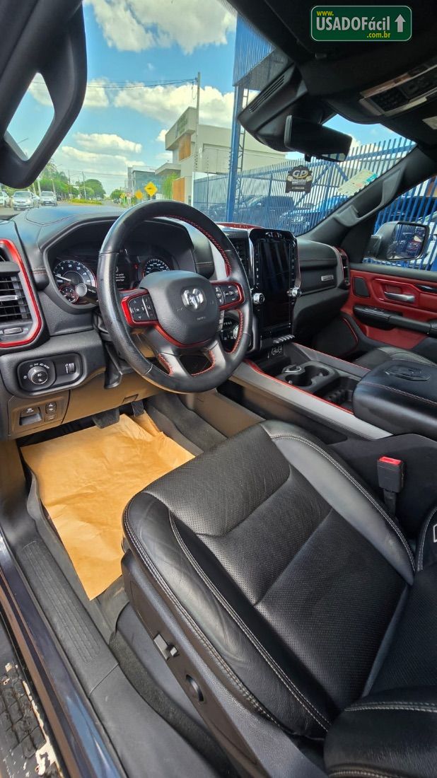 RAM Ram 1500 Rebel Hemi CD 5.7 V8 4x4 Automático 2021/2021 — foto 7 de 16