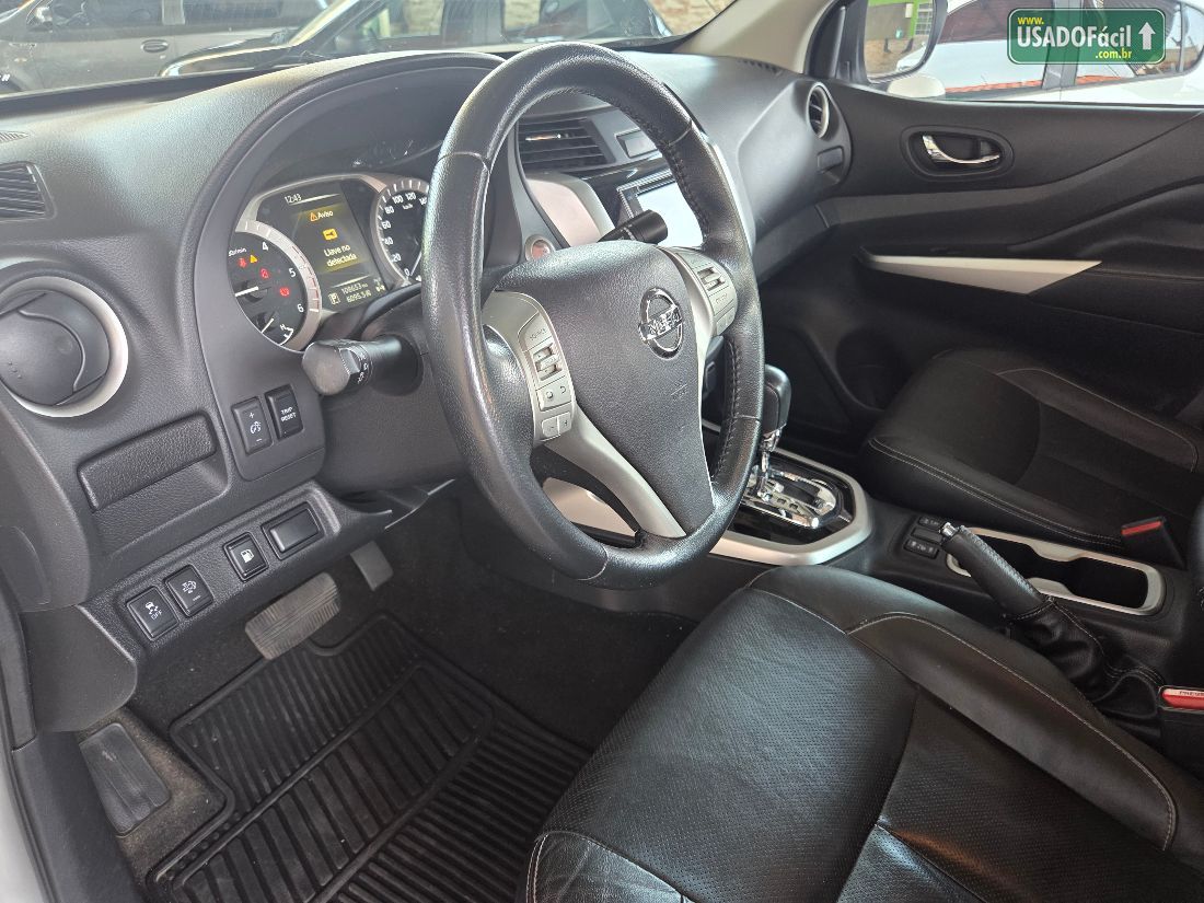 NISSAN Frontier LE CD 2.3 4x4 Bi-Turbo Automático Diesel 2017/2017 — foto 13 de 17