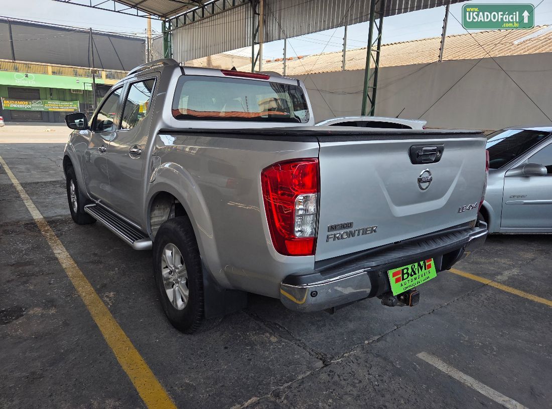 NISSAN Frontier LE CD 2.3 4x4 Bi-Turbo Automático Diesel 2017/2017 — foto 5 de 17