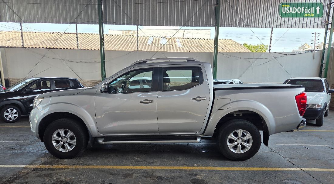 NISSAN Frontier LE CD 2.3 4x4 Bi-Turbo Automático Diesel 2017/2017 — foto 8 de 17