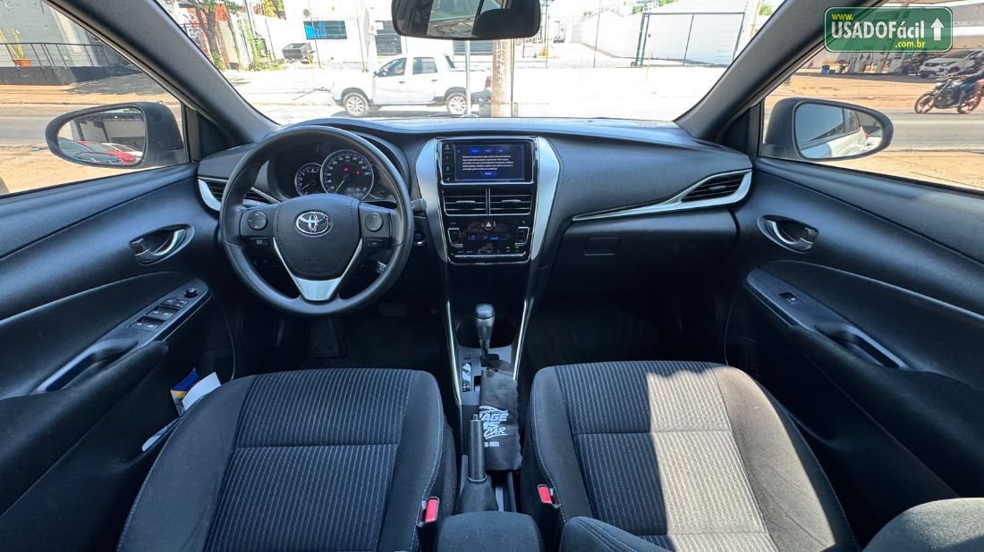 Toyota Yaris Hatch XL Plus Connect 1.5 Automático Flex 2021/2022 — foto 15 de 24