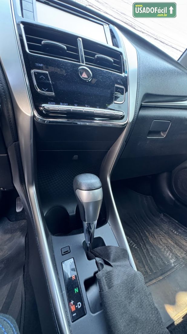 Toyota Yaris Hatch XL Plus Connect 1.5 Automático Flex 2021/2022 — foto 17 de 24