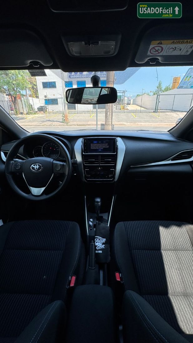 Toyota Yaris Hatch XL Plus Connect 1.5 Automático Flex 2021/2022 — foto 19 de 24