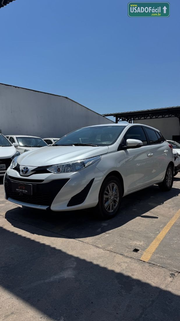 Toyota Yaris Hatch XL Plus Connect 1.5 Automático Flex 2021/2022 — foto 2 de 24