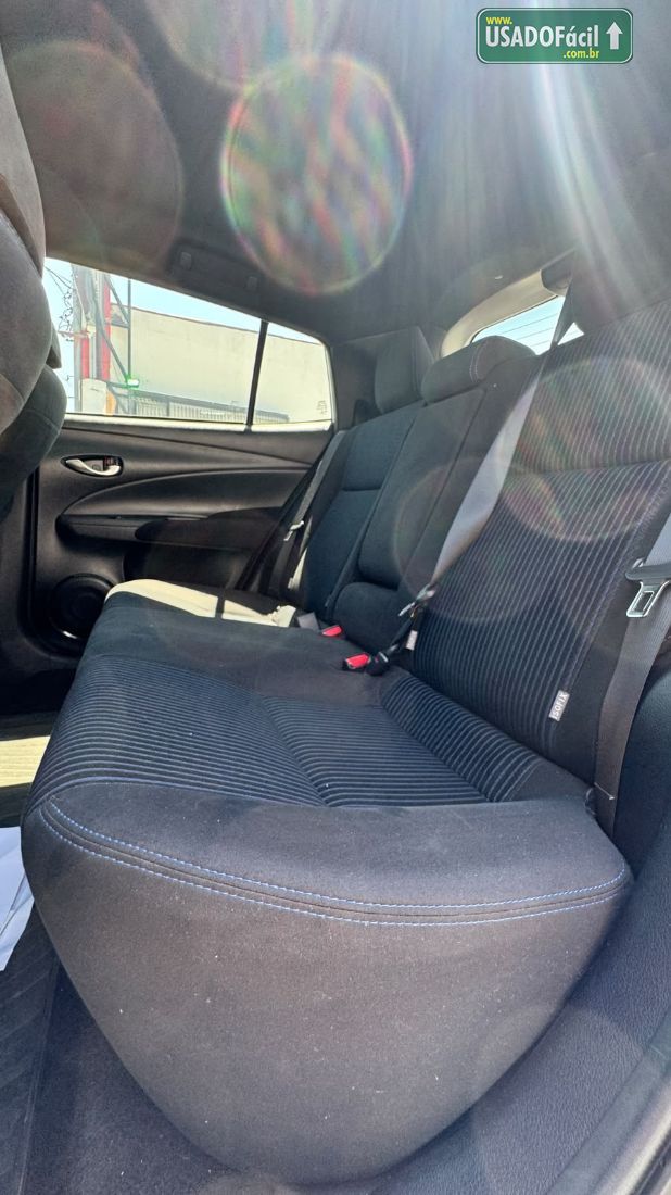 Toyota Yaris Hatch XL Plus Connect 1.5 Automático Flex 2021/2022 — foto 23 de 24