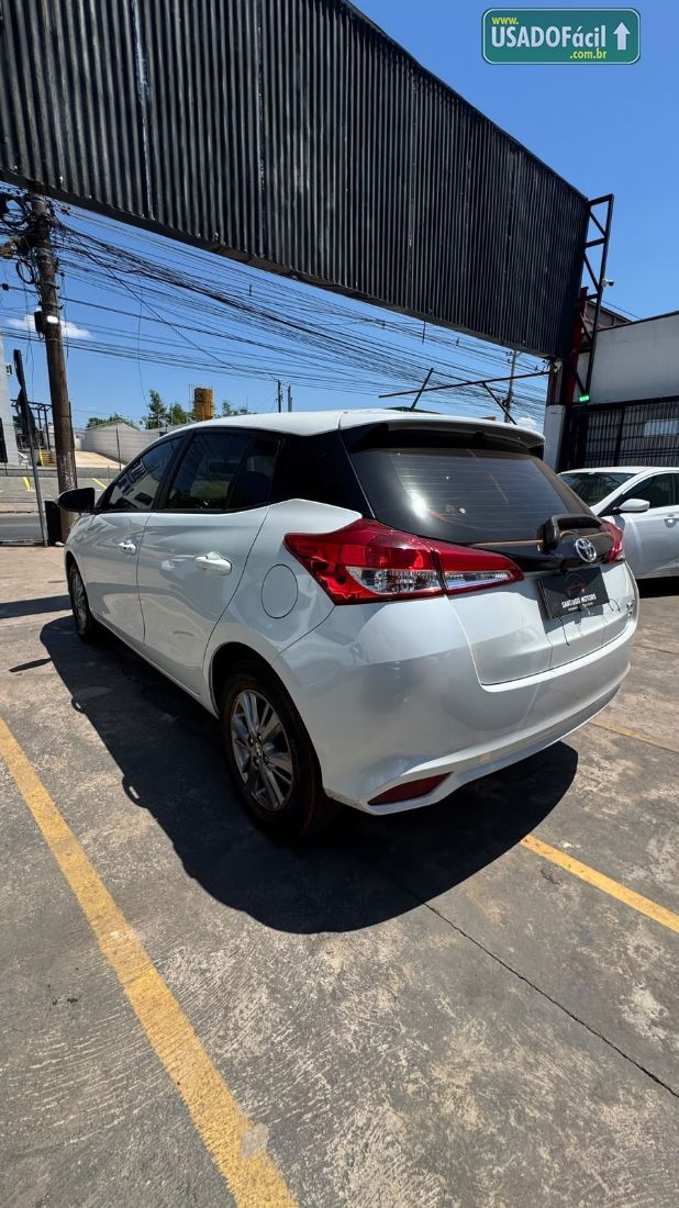 Toyota Yaris Hatch XL Plus Connect 1.5 Automático Flex 2021/2022 — foto 7 de 24