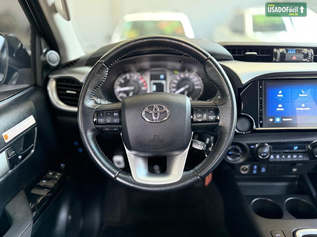 Toyota Hilux SR CD 2.8 4X4 TDI Automático Diesel 2024/2024 — foto 14 de 17