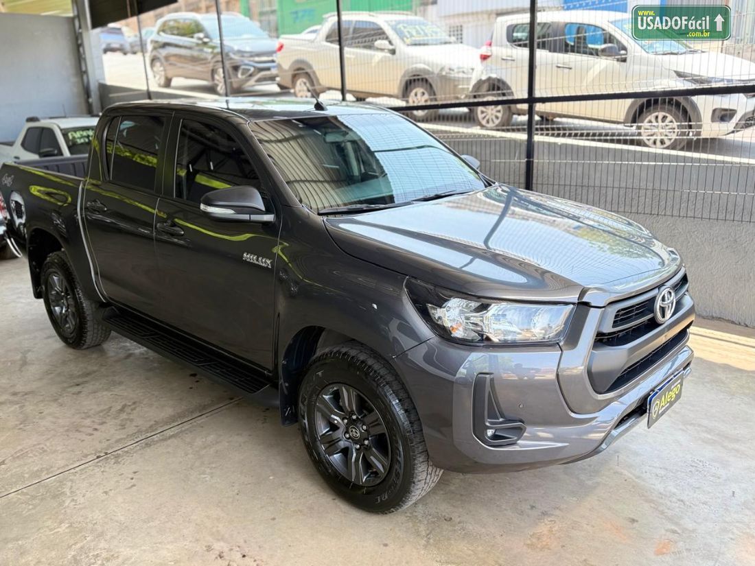 Toyota Hilux SR CD 2.8 4X4 TDI Automático Diesel 2024/2024 — foto 3 de 17