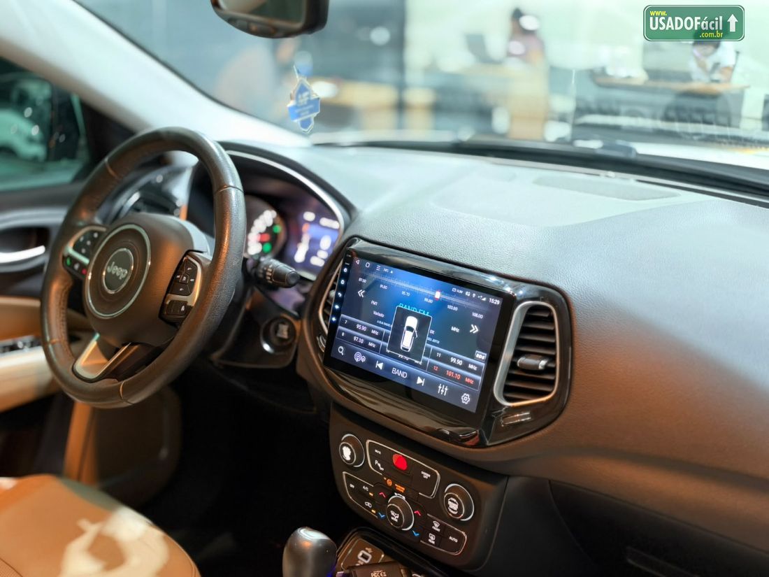 Jeep Compass Longitude 2.0 4x2 Automático Flex 2016/2017 — foto 6 de 12