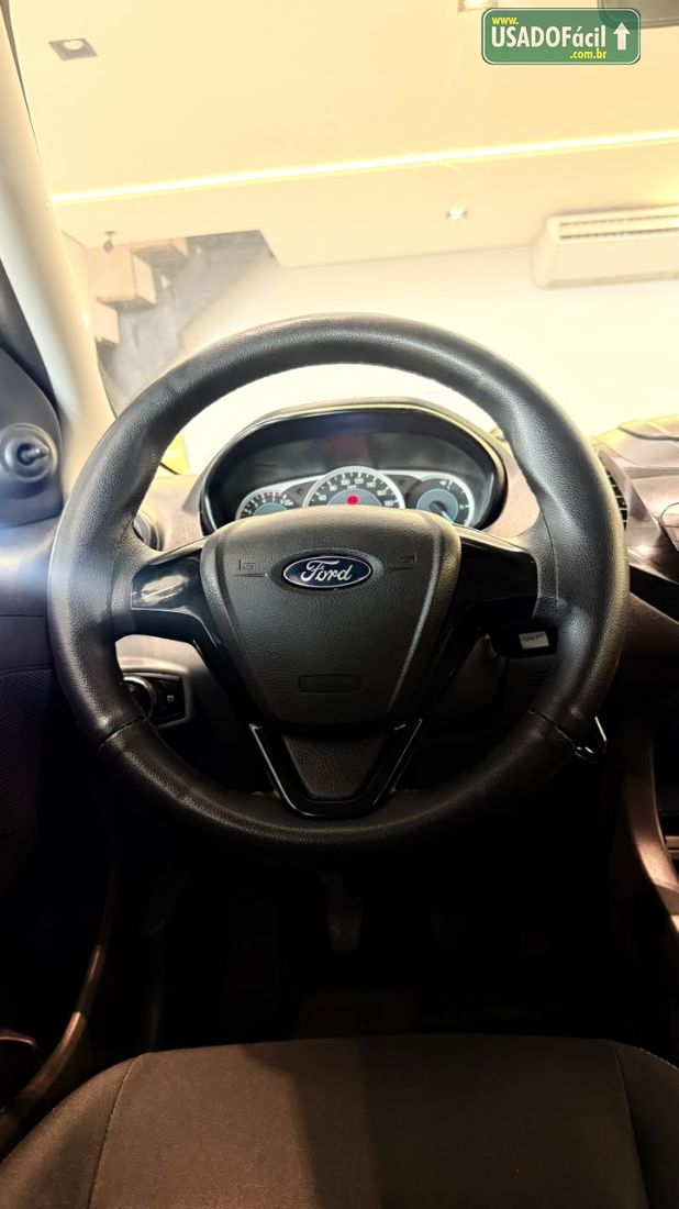 Ford Ka+ Sedan SE 1.0 Flex 2016/2017 — foto 7 de 13