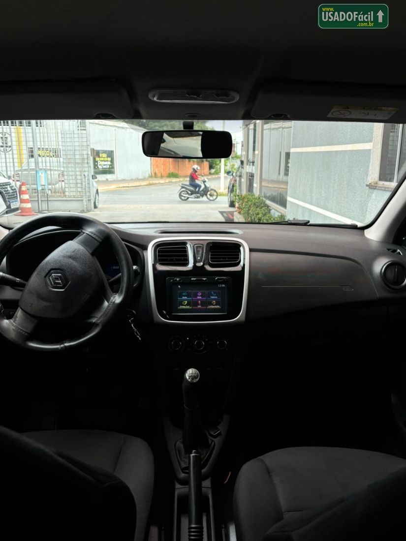 Renault Sandero Expression 1.0 Flex 5P 2017/2018 — foto 7 de 17