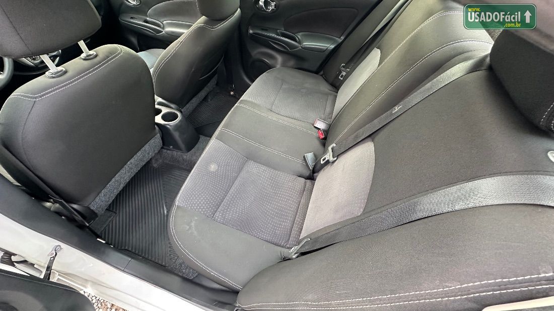 Nissan Versa SL 1.6 Mecânico Flex Fuel 2015/2016 — foto 6 de 6
