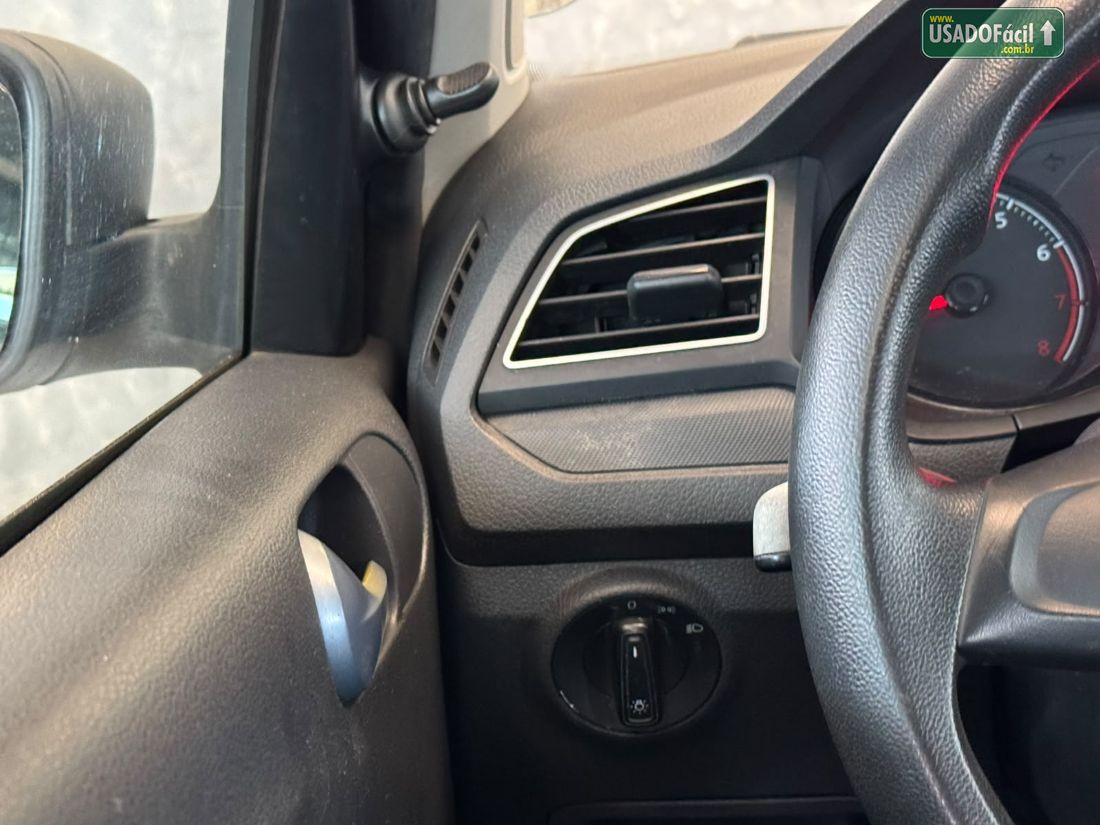 Volkswagen Voyage 1.6 MSI Flex 2018/2019 — foto 13 de 15