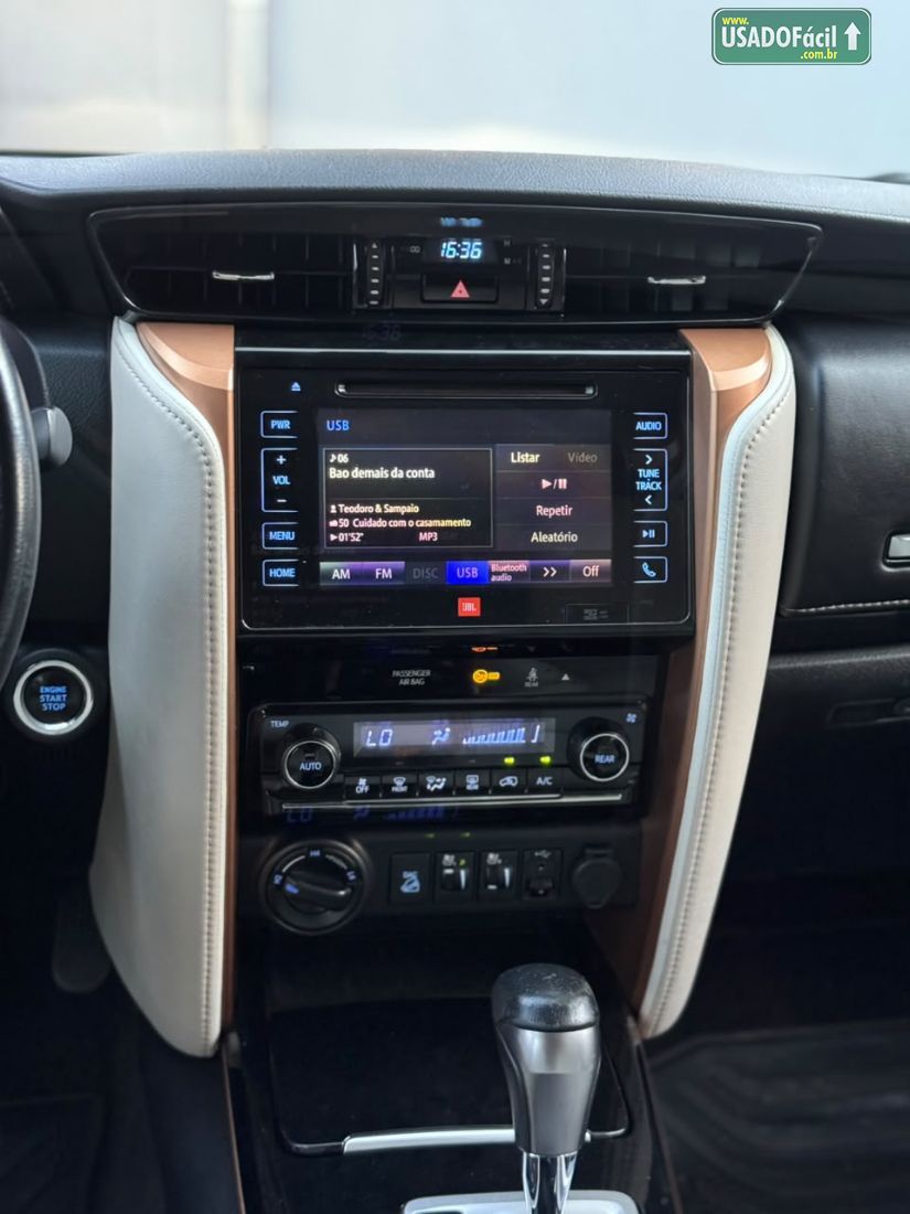 Toyota Hilux SW4 SRX Diamond 2.8 4x4 turbo Automático Diesel 2019/2019 — foto 17 de 22