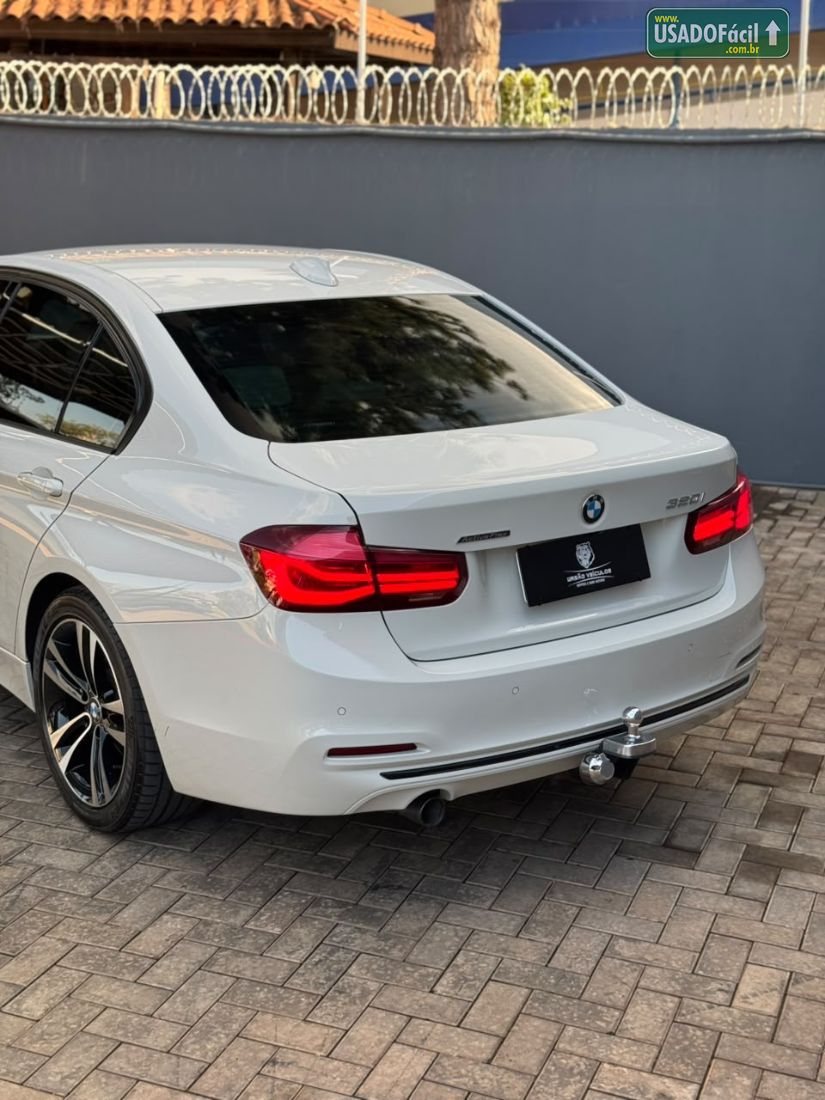 BMW BMW 320i ActiveFlex 2018/2018 — foto 10 de 19