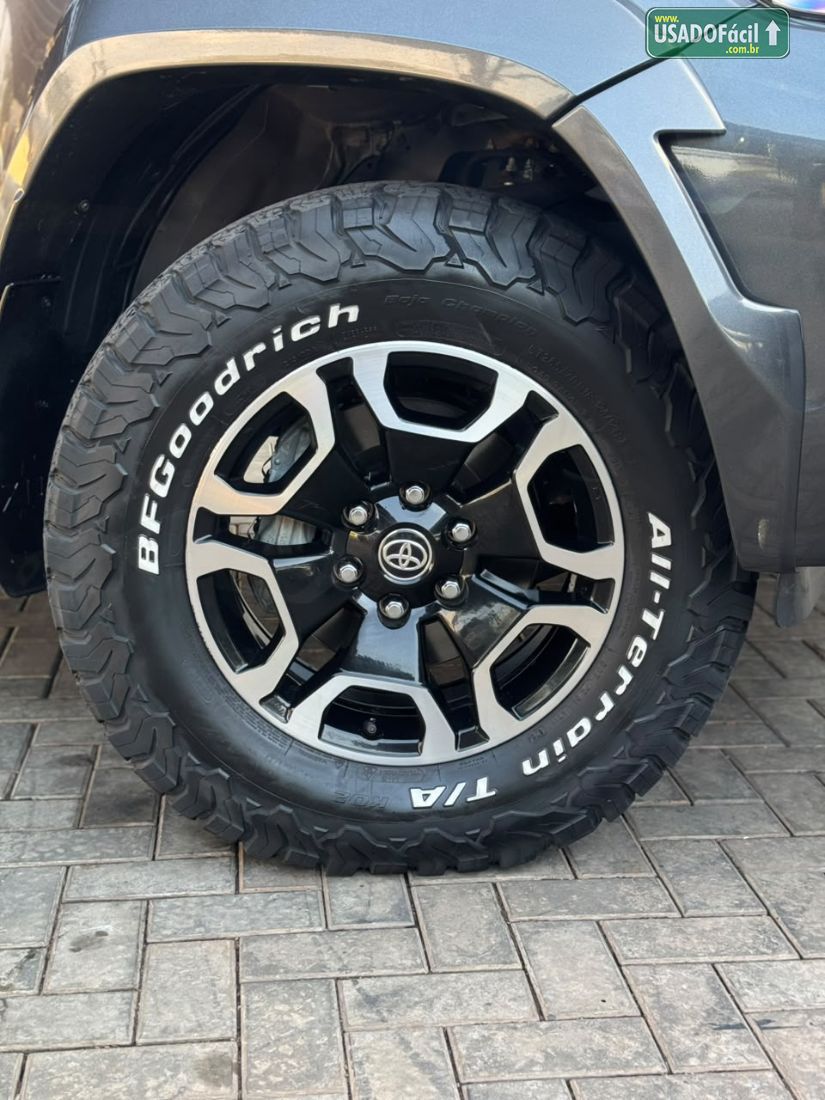Toyota Hilux SRX CD 2.8 4x4 TDI Automático Diesel 2023/2023 — foto 12 de 21