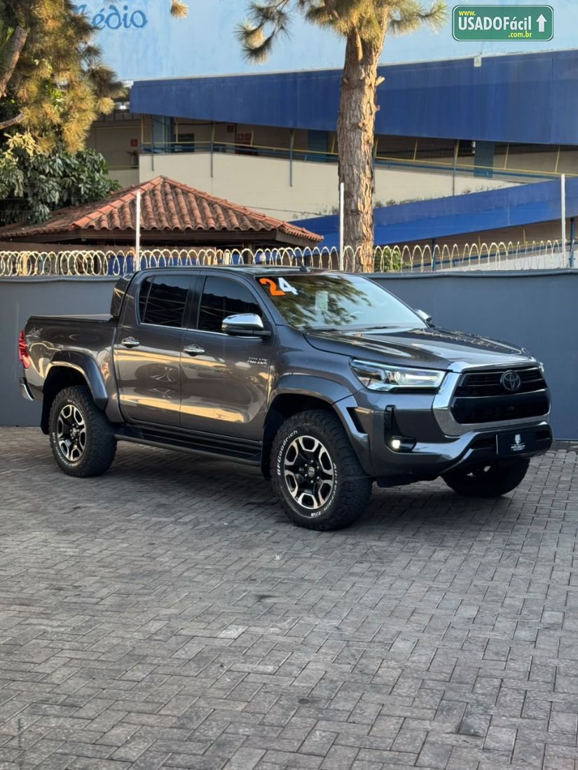 Toyota Hilux SRX CD 2.8 4x4 TDI Automático Diesel 2023/2023 — foto 2 de 21