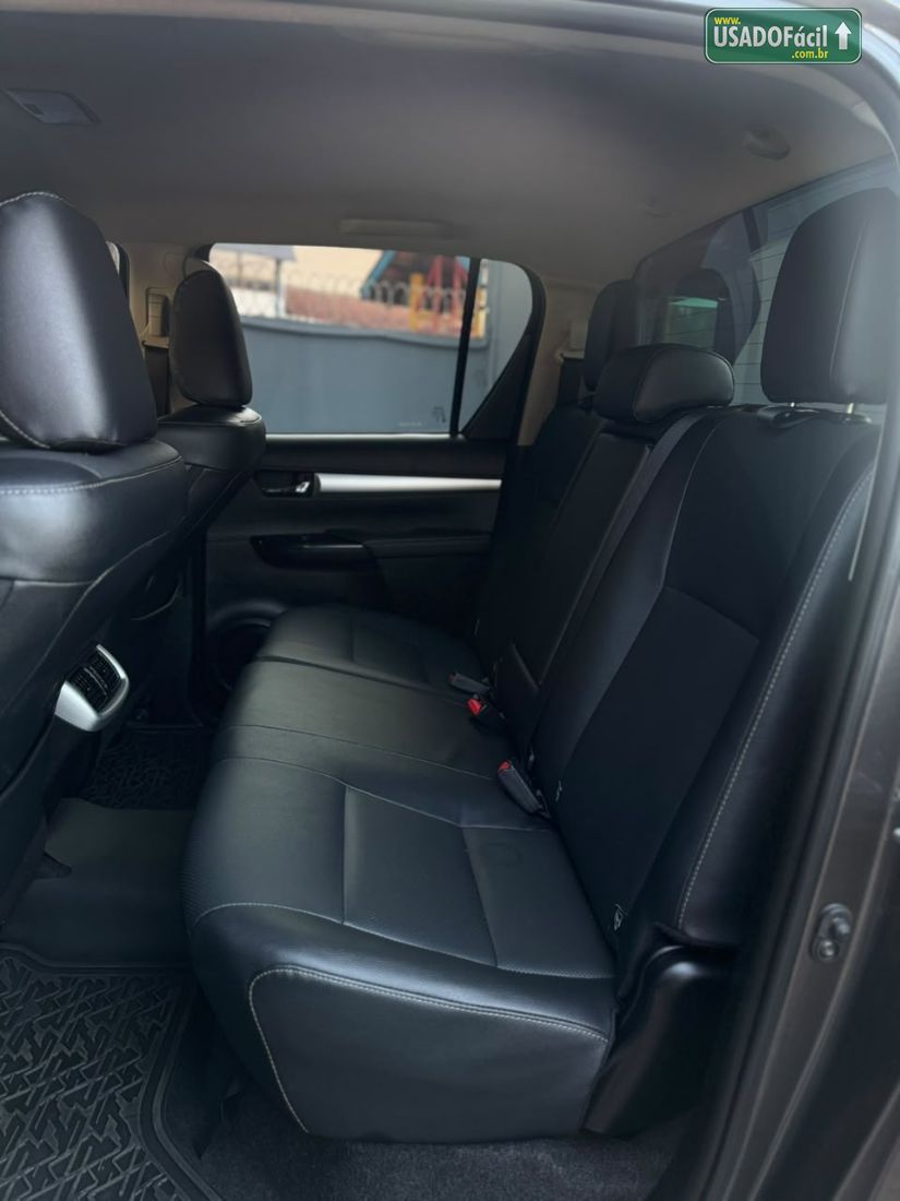 Toyota Hilux SRX CD 2.8 4x4 TDI Automático Diesel 2023/2023 — foto 21 de 21