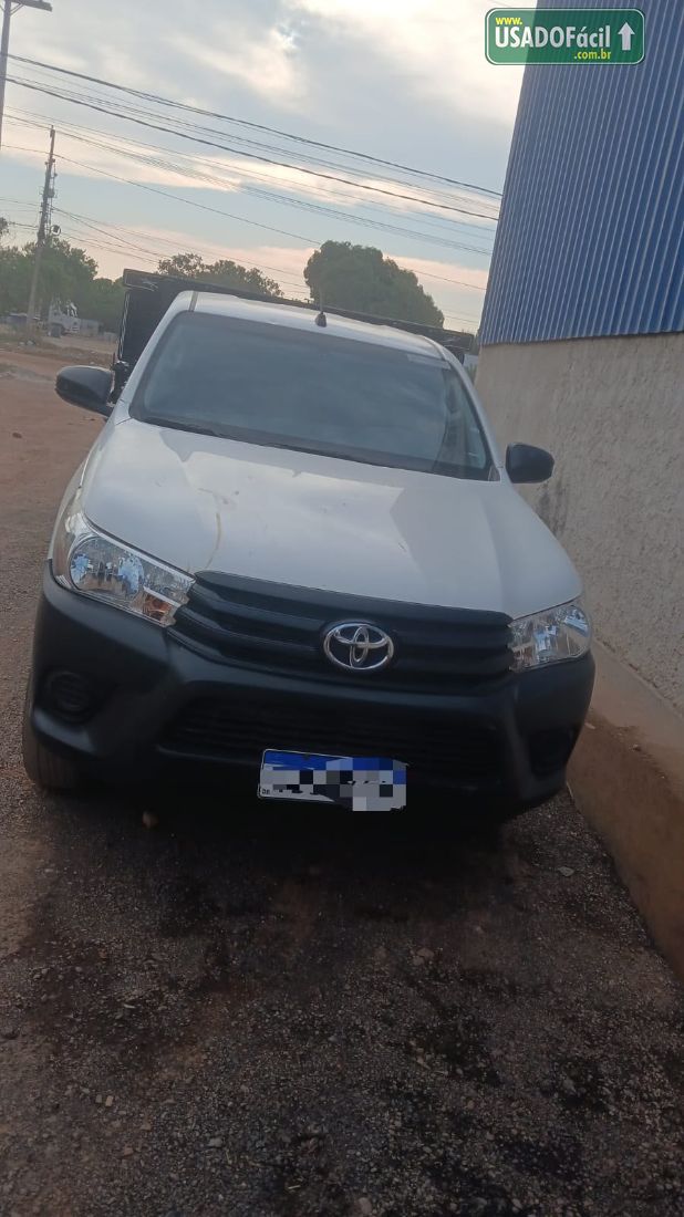 Toyota Hilux CS 4x4 2.8 TDI Mecânico Diesel 2024/2025 — foto 2 de 11