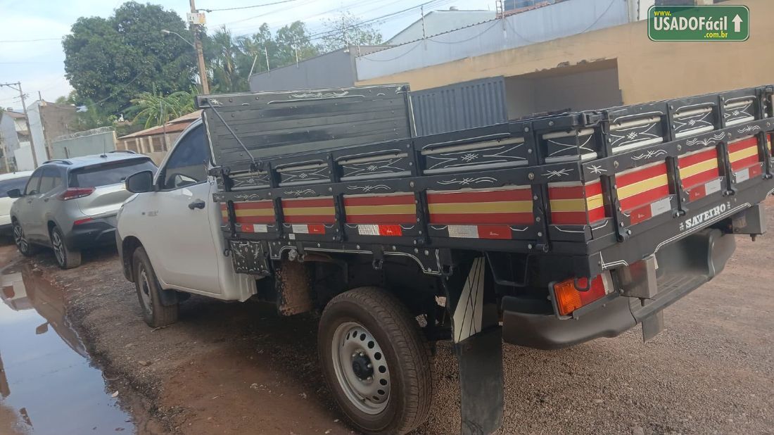 Toyota Hilux CS 4x4 2.8 TDI Mecânico Diesel 2024/2025 — foto 5 de 11
