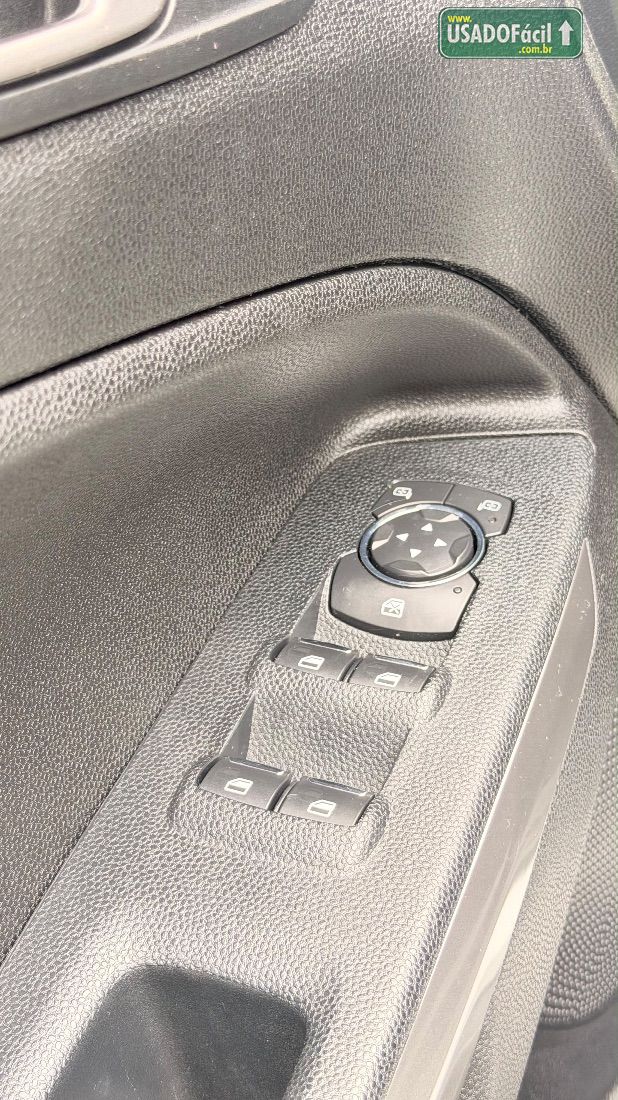 Ford EcoSport SE 1.5 Mecânico Flex 2017/2018 — foto 16 de 17