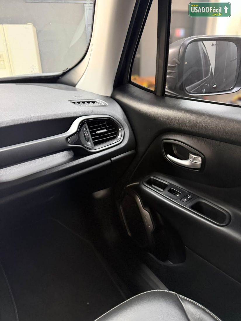 Jeep Renegade Longitude T270 1.3 Turbo 4x2 Automático Flex 2023/2023 — foto 14 de 17