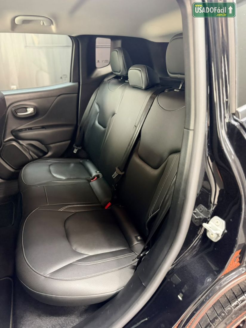 Jeep Renegade Longitude T270 1.3 Turbo 4x2 Automático Flex 2023/2023 — foto 16 de 17