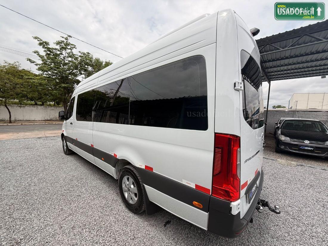 MERCEDES-BENZ Sprinter 417 Furgão Extra LongoTeto Alto Automático 2026/2027 — foto 11 de 18