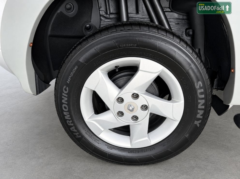 Renault Duster Dynamique 1.6 Mecânico Flex 2014/2015 — foto 13 de 15