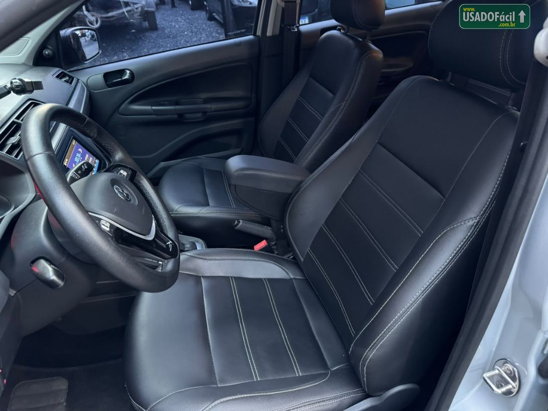 Volkswagen Voyage 1.6 MSi Automático Flex 2021/2022 — foto 12 de 23