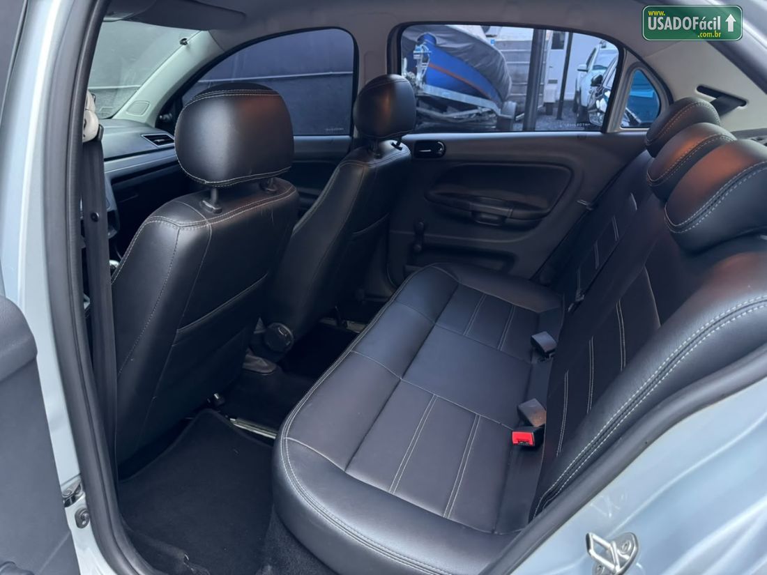 Volkswagen Voyage 1.6 MSi Automático Flex 2021/2022 — foto 19 de 23