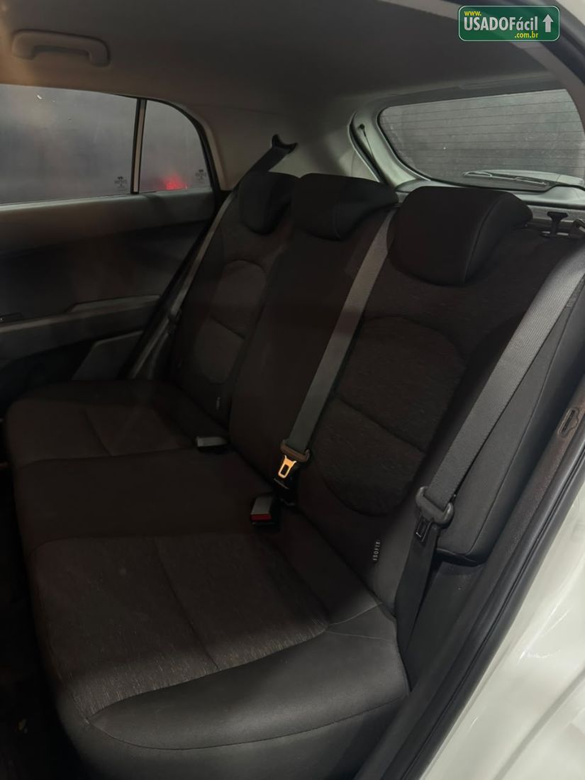 Hyundai Creta Action 1.6 Automático Flex 2021/2022 — foto 12 de 14