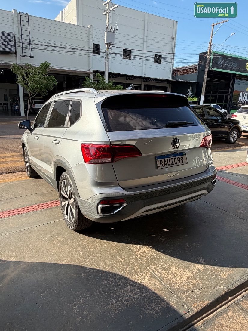 Volkswagen Taos Highline 250 TSI 1.4 Automático Flex 2021/2022 — foto 3 de 7