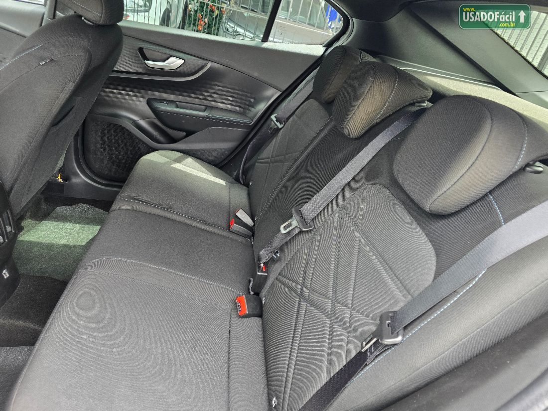 Fiat Fastback Audace 200 Turbo Automático Híbri­do 2025/2026 — foto 8 de 11