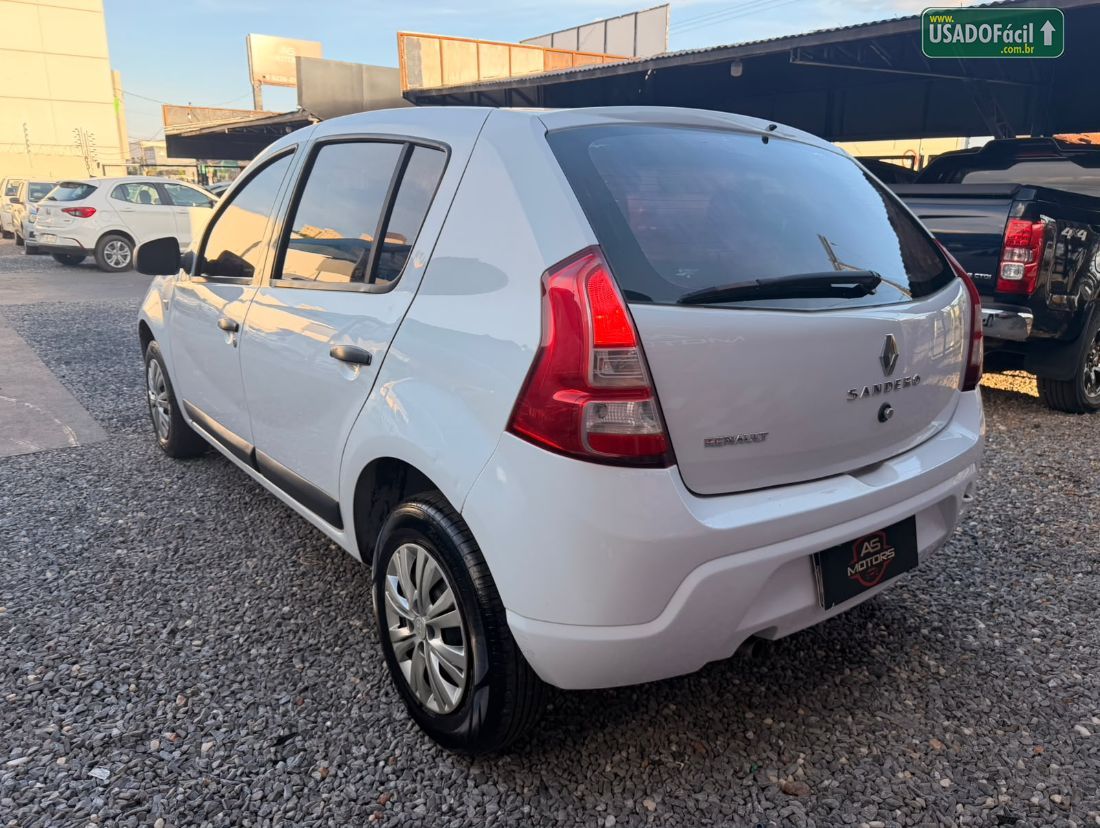 Renault Sandero Expression 1.0 Hi-Flex 5P 2011/2012 — foto 7 de 11