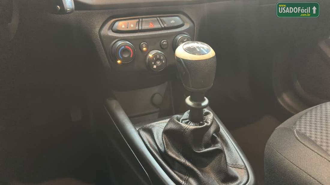CHEVROLET/GM Onix Hatch LT 1.0 Mecânico Flex 2018/2018 — foto 15 de 24