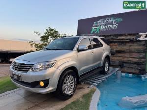 Hilux SW4 SR 4X2 Automático Flex