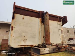 Carreta Caçamba um eixo Galego