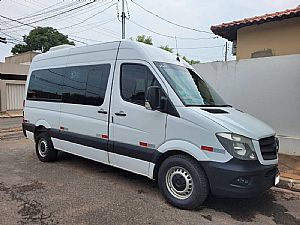 Sprinter 415 Furgão teto alto Diesel 16 lugares 