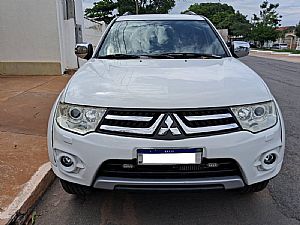 Pajero Dakar 4x4 Automático Flex 7 Lugares