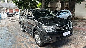 Hilux SW4 SR 2.7 4X2 Flex Automático