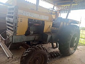 Trator CBT 8060