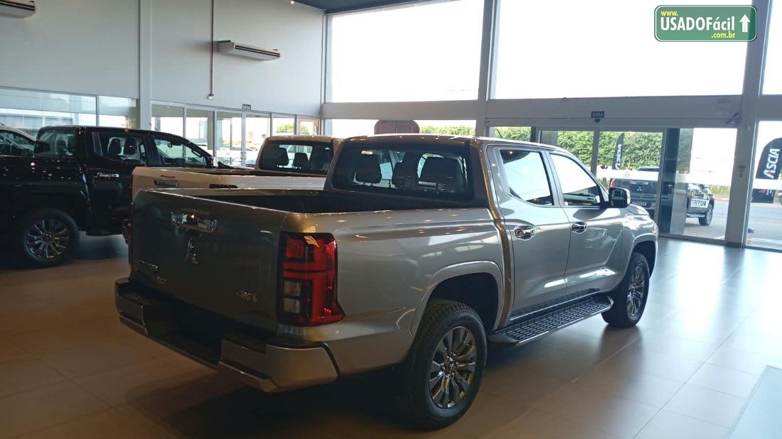 MITSUBISHI L200 Triton HPE-S CD 2.4 4x4 Turbo Automático Diesel 2026/2027 — foto 14 de 16