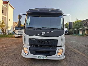 Volvo Vm 330 Munck 8x2 2p Diesel E5 2014/2014 em Sinop - MT