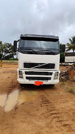 Volvo Fh 440 Teto Baixo 6x2 2007/2007 em São José do Rio Claro - MT
