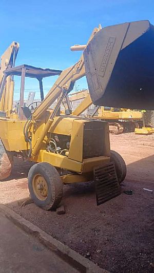 Retroescavadeira 580H