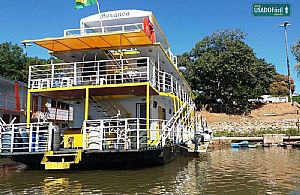 Barco Hotel Bonança